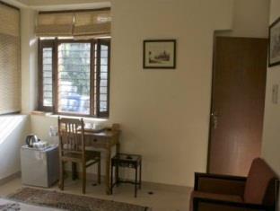 Eleven Hotel Új-Delhi Kültér fotó
